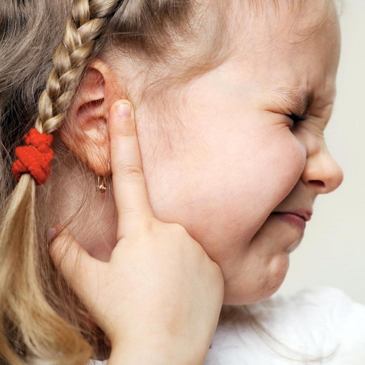 اوتیت مدیا یا التهاب گوش میانی