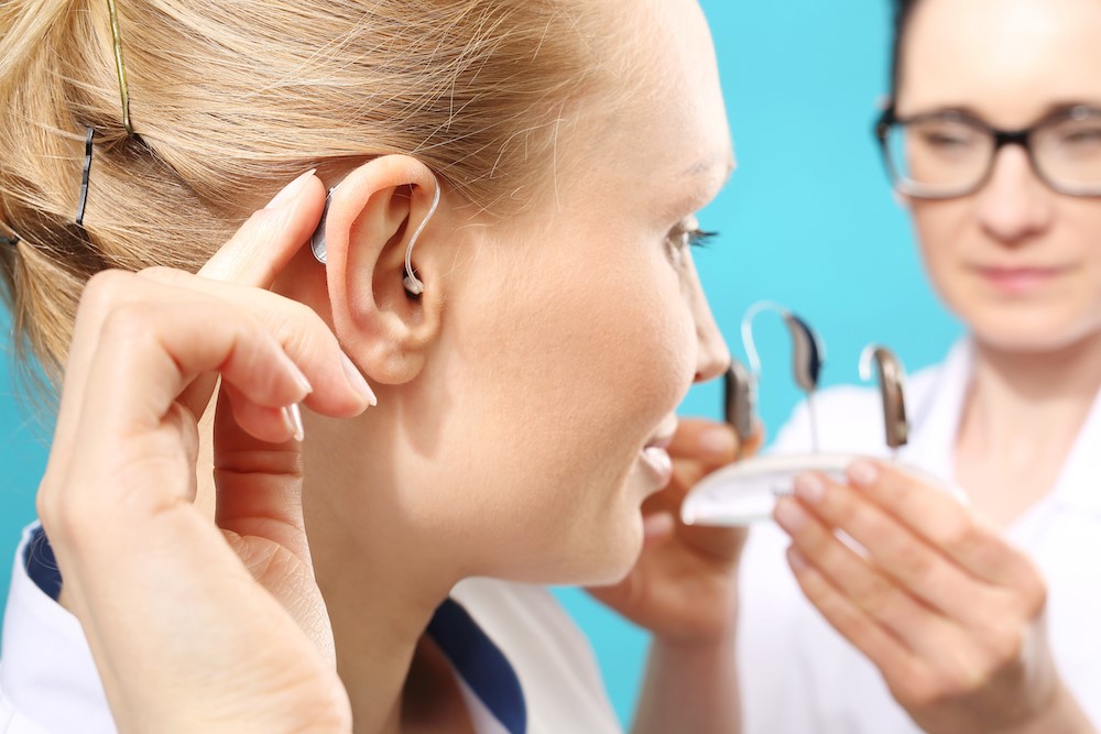 برقراري ارتباط مؤثر با افراد مبتلا به كم شنوايي